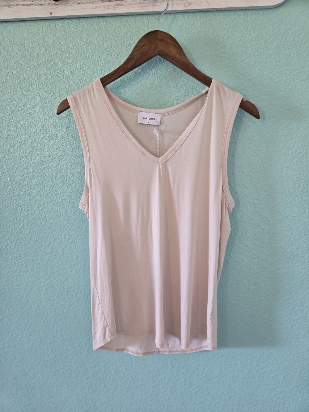 Adrienne Sleeveless V-Neck Tank Top in Blush